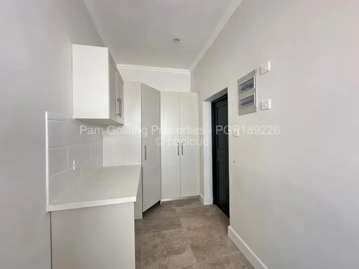 Townhouse/Complex/Cluster to Rent in Chisipite