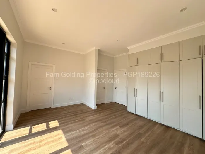Townhouse/Complex/Cluster to Rent in Chisipite