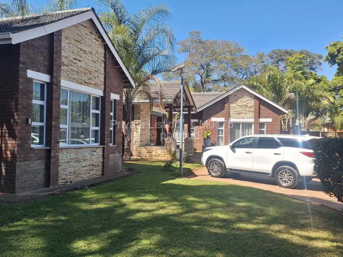 4 Bedroom House to Rent in Newlands