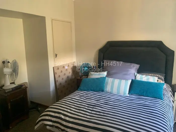 Townhouse/Complex/Cluster to Rent in Borrowdale Brooke