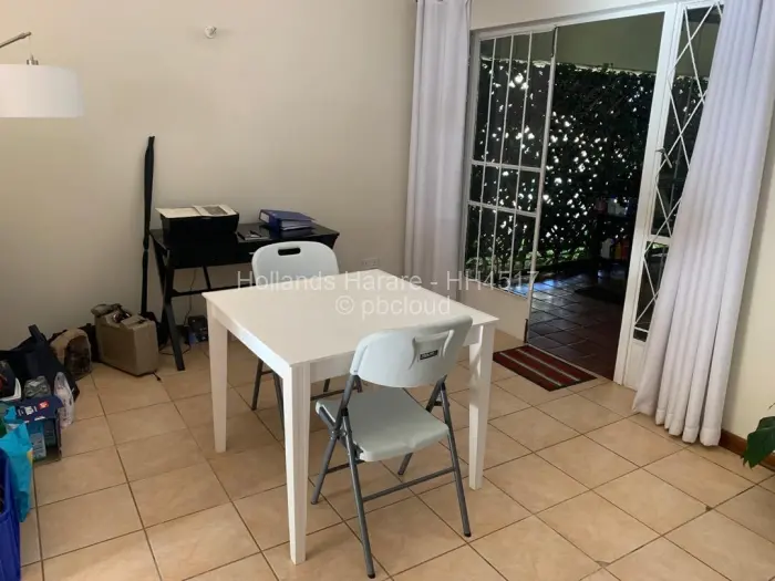 Townhouse/Complex/Cluster to Rent in Borrowdale Brooke
