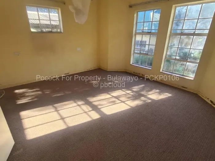 Townhouse/Cluster for Sale in Suburbs, Bulawayo