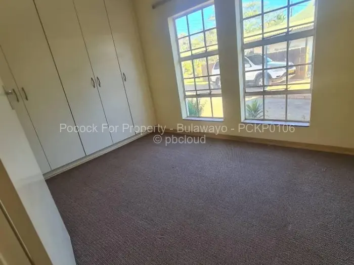 Townhouse/Cluster for Sale in Suburbs, Bulawayo