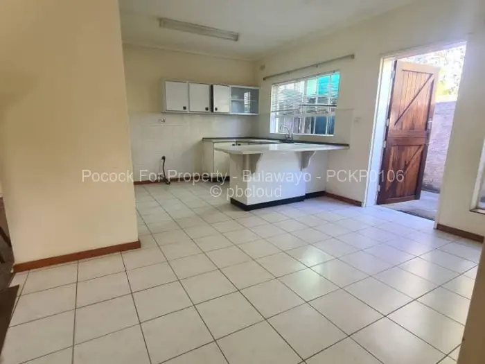 Townhouse/Cluster for Sale in Suburbs, Bulawayo