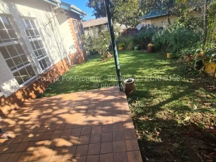Townhouse/Cluster for Sale in Suburbs, Bulawayo