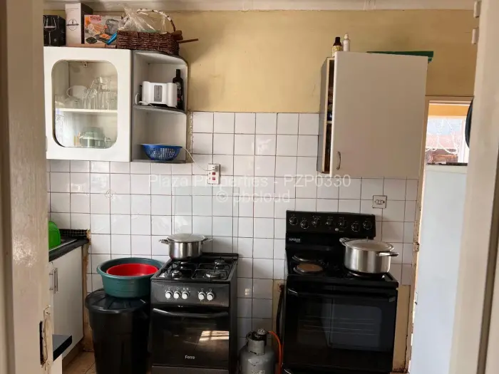 2 Bedroom House to Rent in Kambuzuma