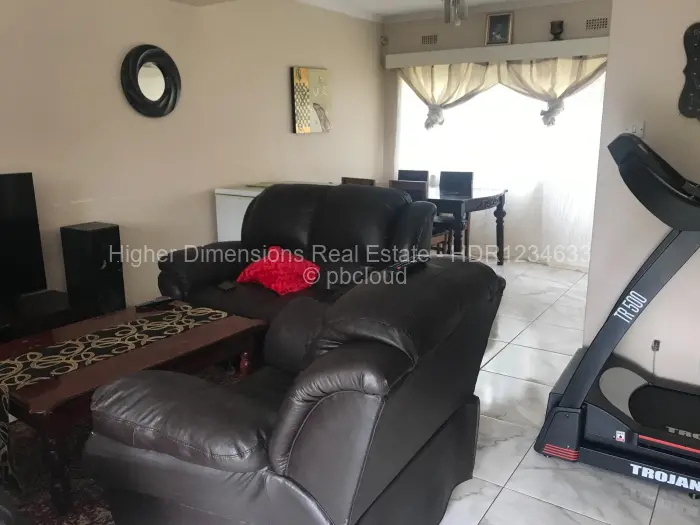 Flat/Apartment to Rent in Avondale