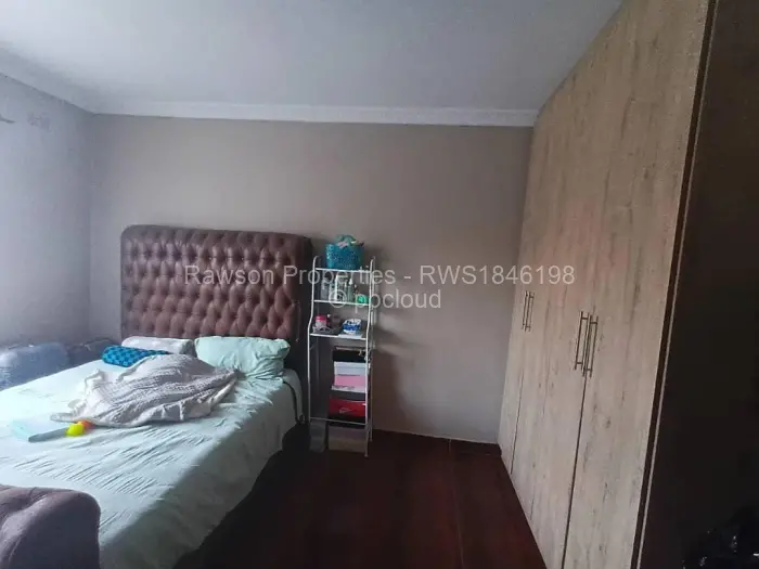 4 Bedroom House for Sale in Madokero Estates, Harare