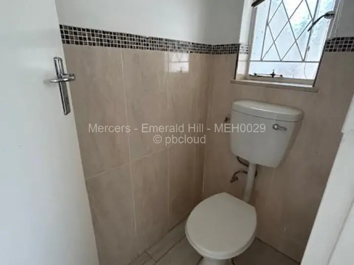 Townhouse/Complex/Cluster to Rent in Avondale