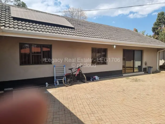 Townhouse/Complex/Cluster to Rent in Marlborough