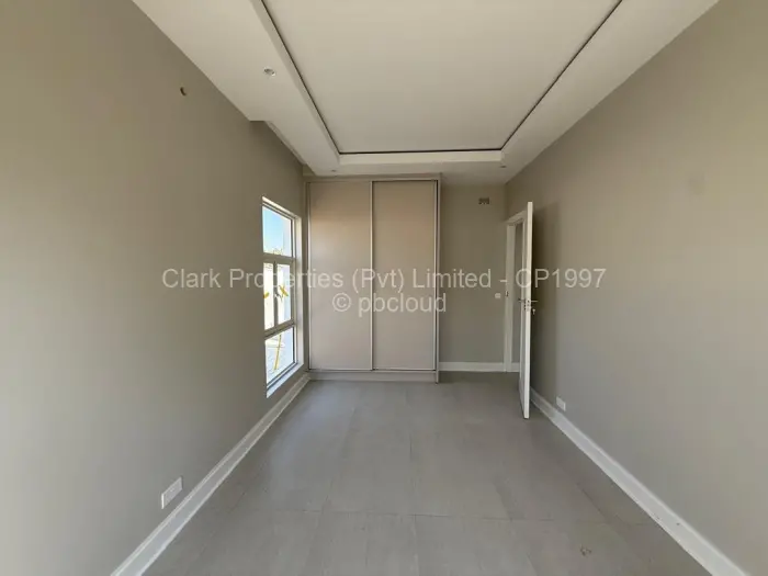 Townhouse/Complex/Cluster to Rent in Mount Pleasant