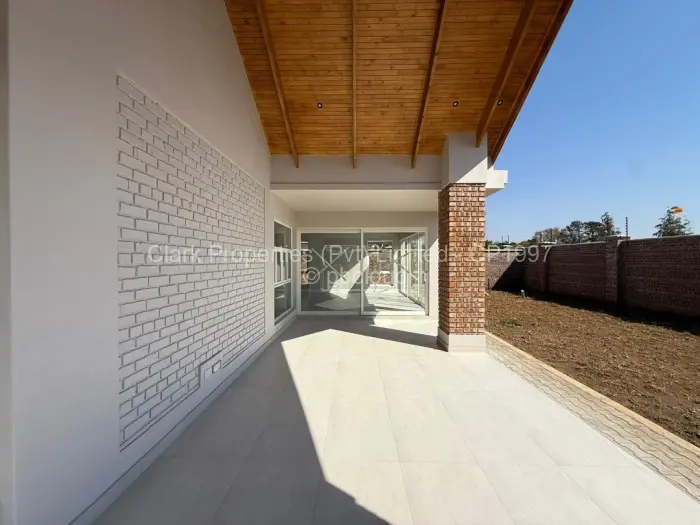 Townhouse/Complex/Cluster to Rent in Mount Pleasant