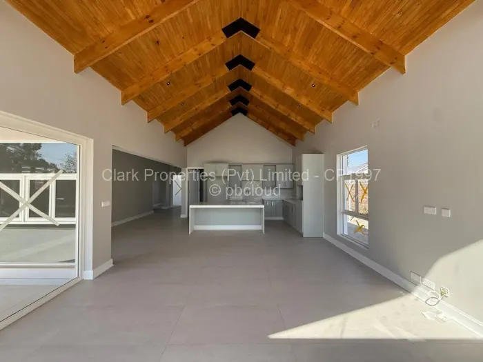 Townhouse/Complex/Cluster to Rent in Mount Pleasant