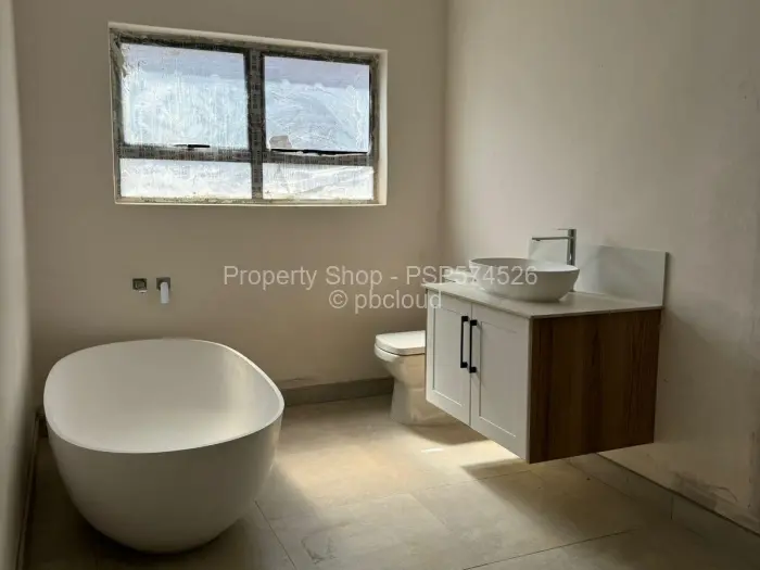 Townhouse/Complex/Cluster for Sale in Newlands, Harare
