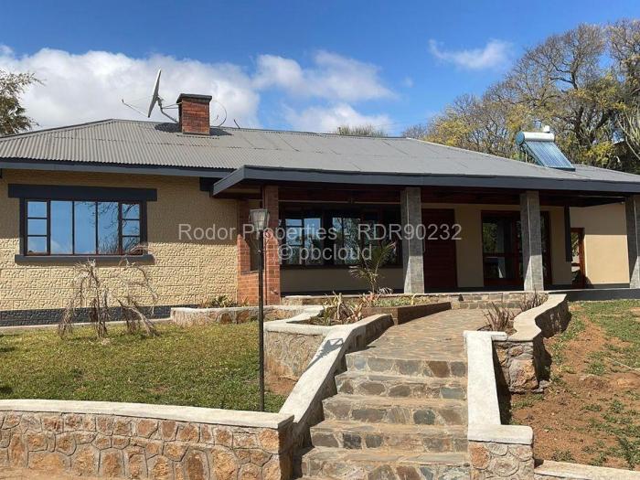 4 Bedroom House for Sale in Hillside Byo, Bulawayo
