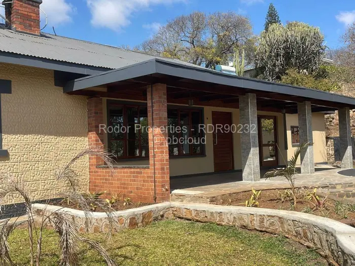 4 Bedroom House for Sale in Hillside Byo, Bulawayo