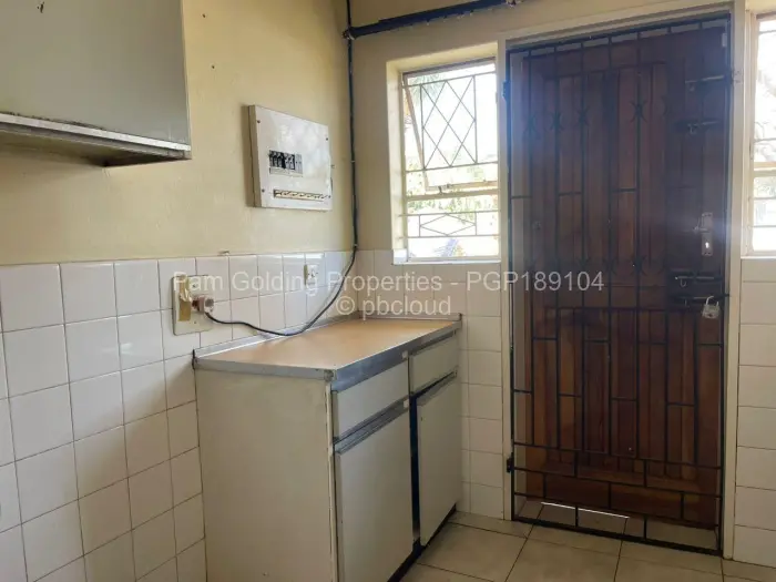 Flat/Apartment to Rent in Mabelreign