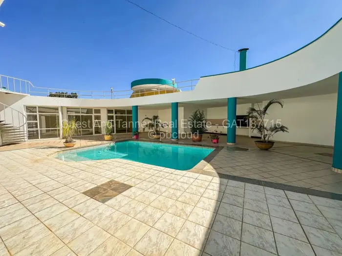 6 Bedroom House for Sale in Mount Pleasant, Harare