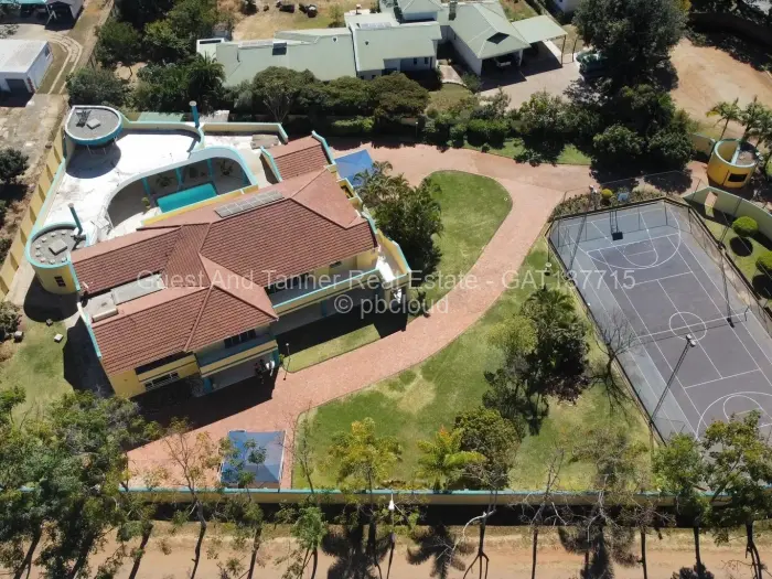 6 Bedroom House for Sale in Mount Pleasant, Harare