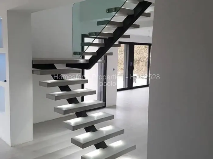 5 Bedroom House for Sale in Quinnington, Harare