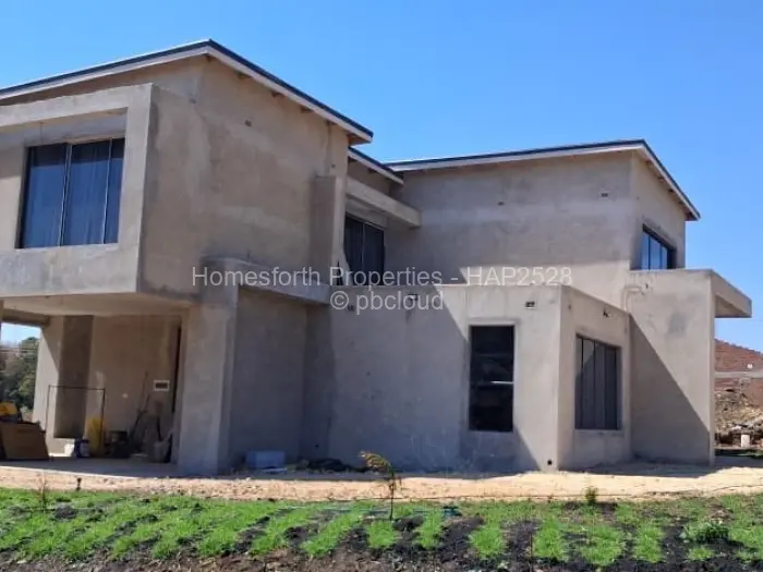 5 Bedroom House for Sale in Quinnington, Harare