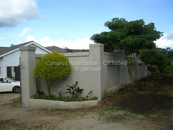 5 Bedroom House to Rent in Borrowdale Brooke
