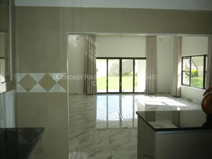 5 Bedroom House to Rent in Borrowdale Brooke
