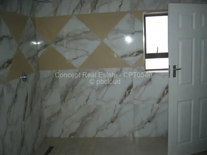 5 Bedroom House to Rent in Borrowdale Brooke