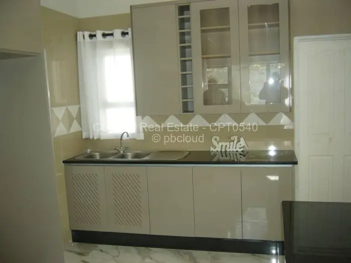 5 Bedroom House to Rent in Borrowdale Brooke