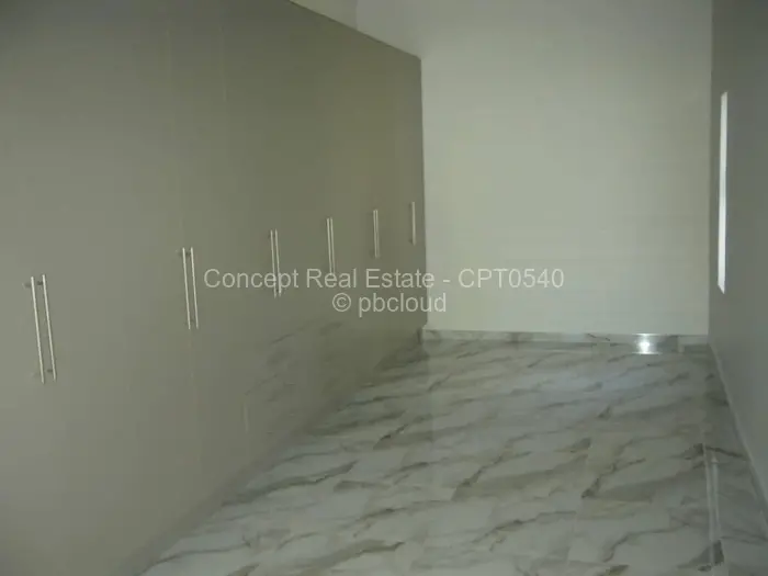 5 Bedroom House to Rent in Borrowdale Brooke