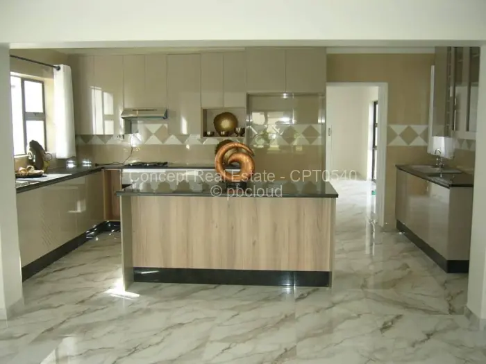 5 Bedroom House to Rent in Borrowdale Brooke