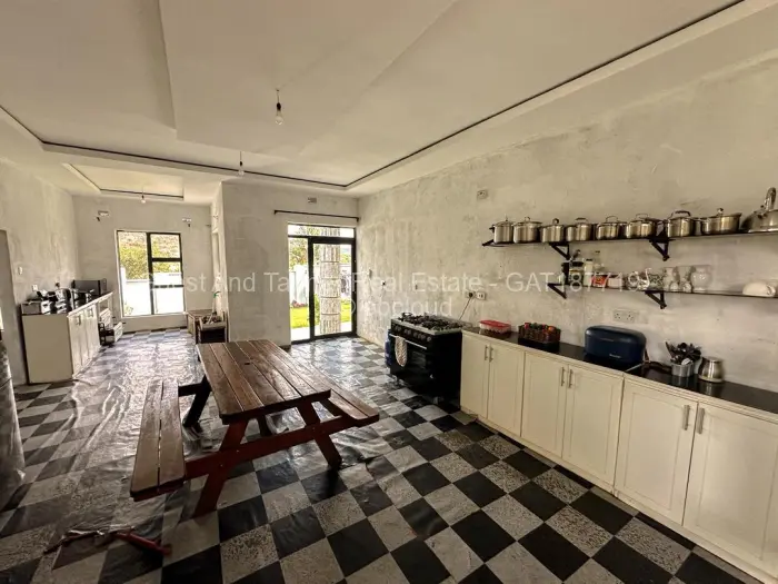 4 Bedroom House for Sale in Carrick Creagh Estate, Harare