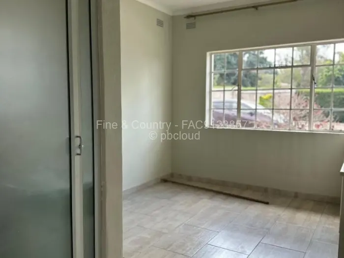 Flat/Apartment to Rent in Borrowdale Brooke