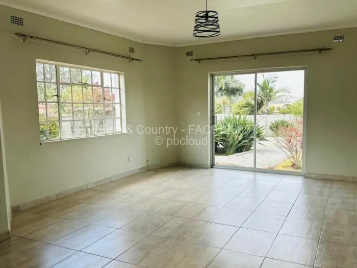 Flat/Apartment to Rent in Borrowdale Brooke