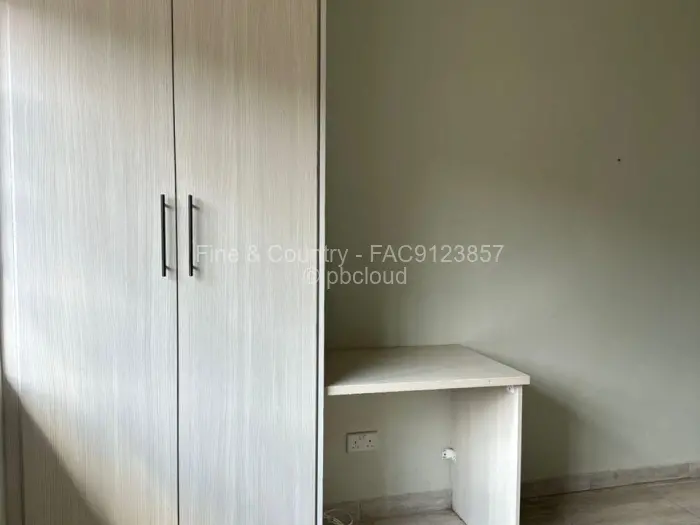 Flat/Apartment to Rent in Borrowdale Brooke