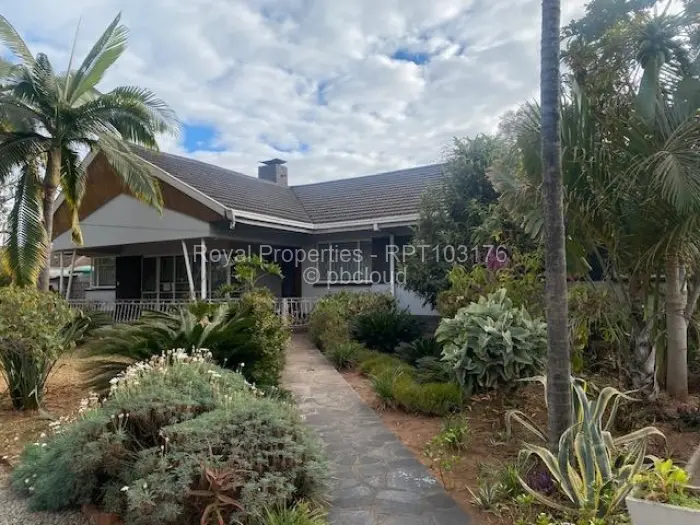 4 Bedroom House to Rent in Eastlea