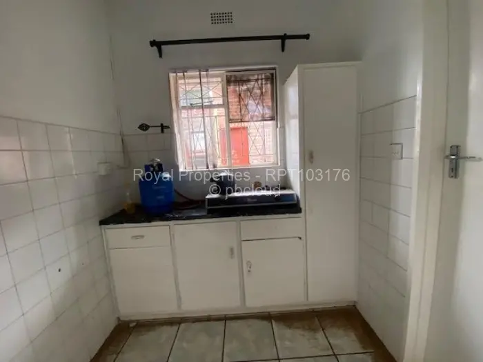 4 Bedroom House to Rent in Eastlea