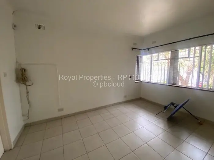 4 Bedroom House to Rent in Eastlea