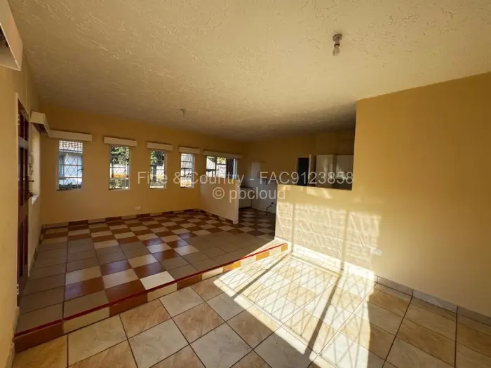 2 Bedroom Cottage/Garden Flat to Rent in Mount Pleasant