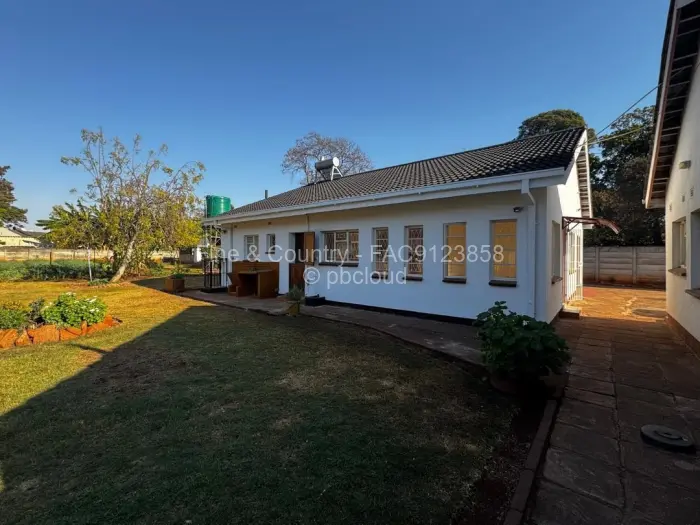 2 Bedroom Cottage/Garden Flat to Rent in Mount Pleasant