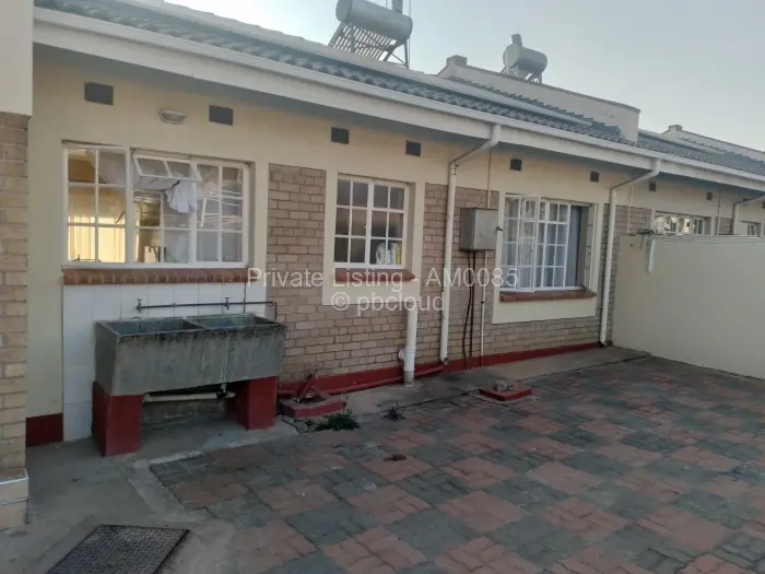 Flat/Apartment to Rent in Newlands