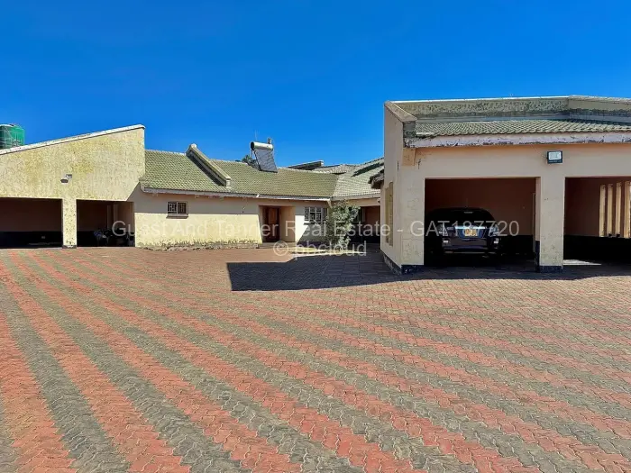 7 Bedroom House for Sale in Pomona, Harare