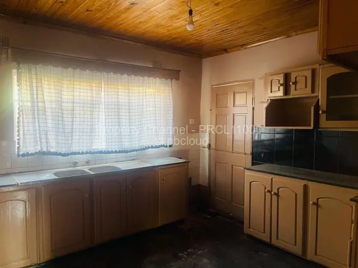 3 Bedroom House to Rent in Budiriro