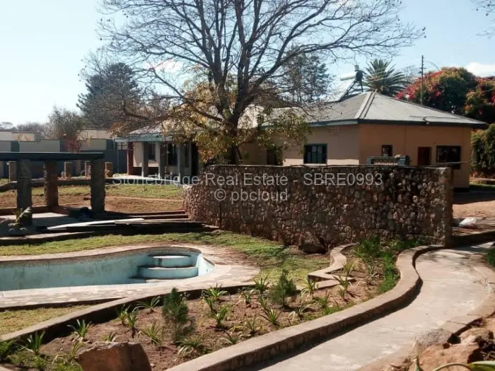 4 Bedroom House for Sale in Hillside Byo, Bulawayo