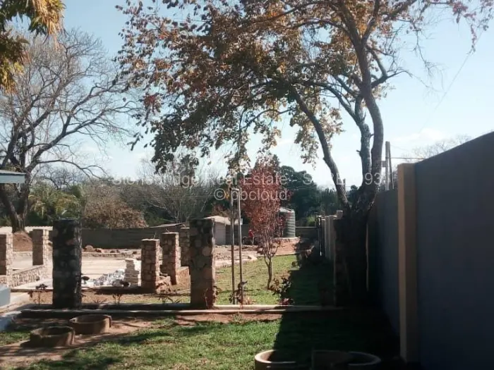 4 Bedroom House for Sale in Hillside Byo, Bulawayo