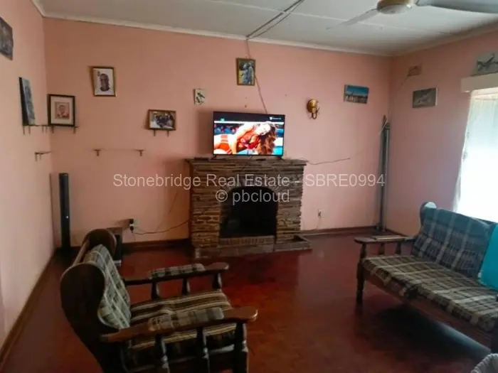 3 Bedroom House to Rent in Queens Park West, Bulawayo