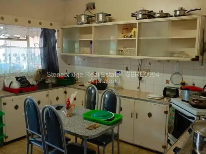 3 Bedroom House to Rent in Queens Park West, Bulawayo