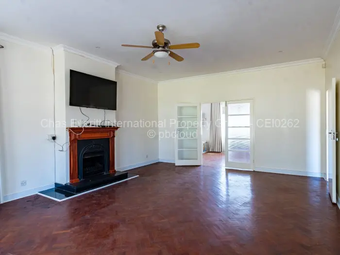 4 Bedroom House to Rent in Mount Pleasant
