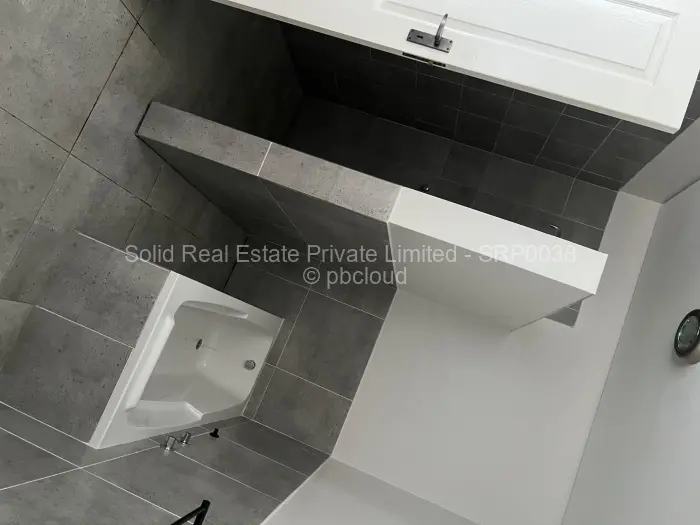Townhouse/Complex/Cluster to Rent in Chisipite