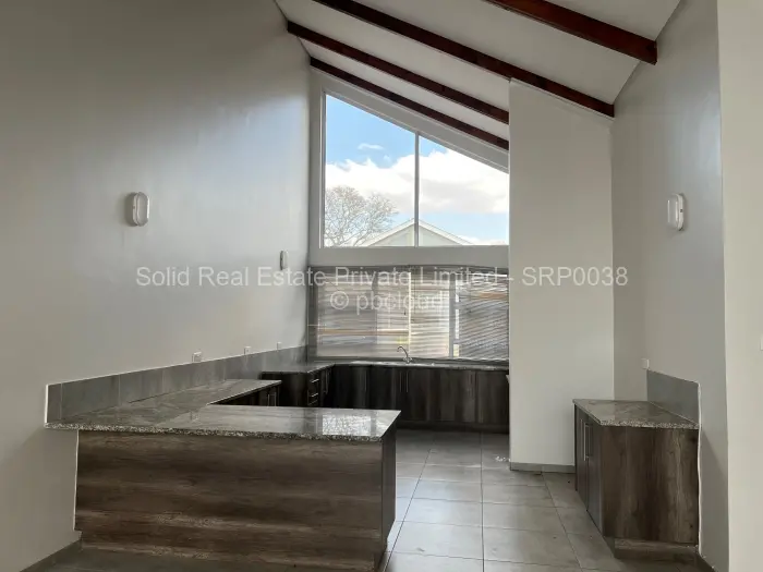 Townhouse/Complex/Cluster to Rent in Chisipite